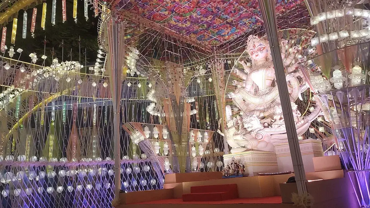 Durga puja Festivities 2023 Lights, Pandals, Shopping, food in south Kolkata 47