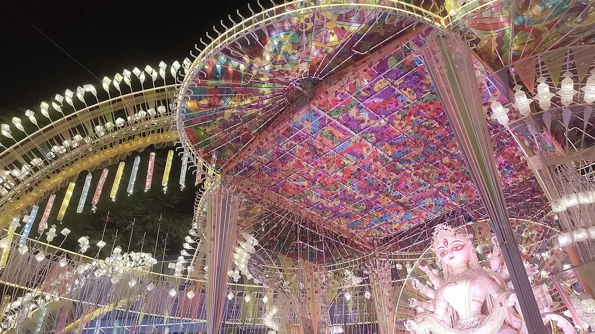 Durga puja Festivities 2023 Lights, Pandals, Shopping, food in south Kolkata 48